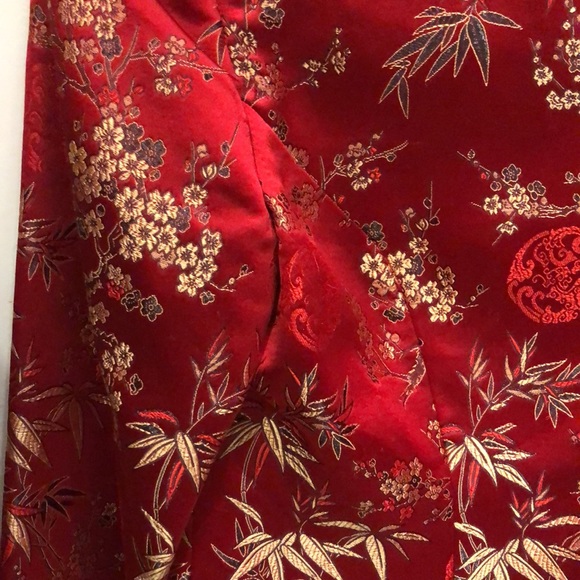 Gorgeous orienal themed, festive top.  Dress up holiday look    MSK holiday L. - Picture 3 of 4